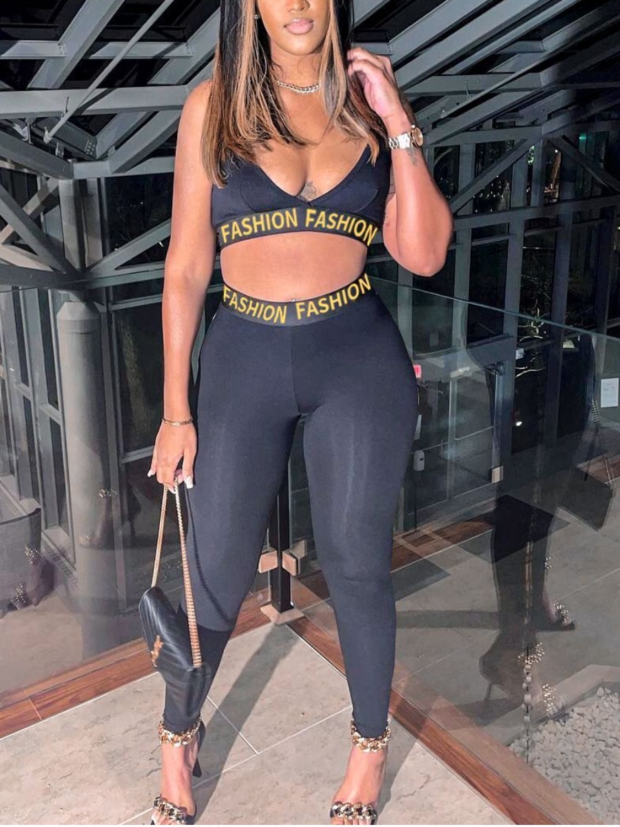 

Lovely Sporty V Neck Letter Print Black Two Piece Pants Set