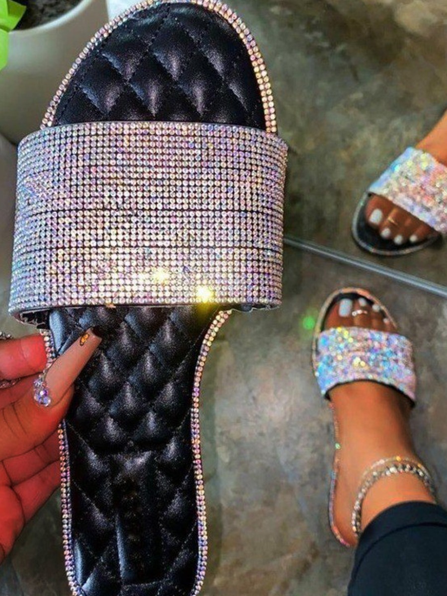 

Lovely Casual Sequined Black Slippers