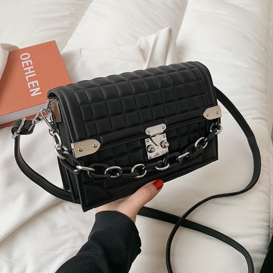 

Lovely Casual Chain Decoration Black Crossbody Bag