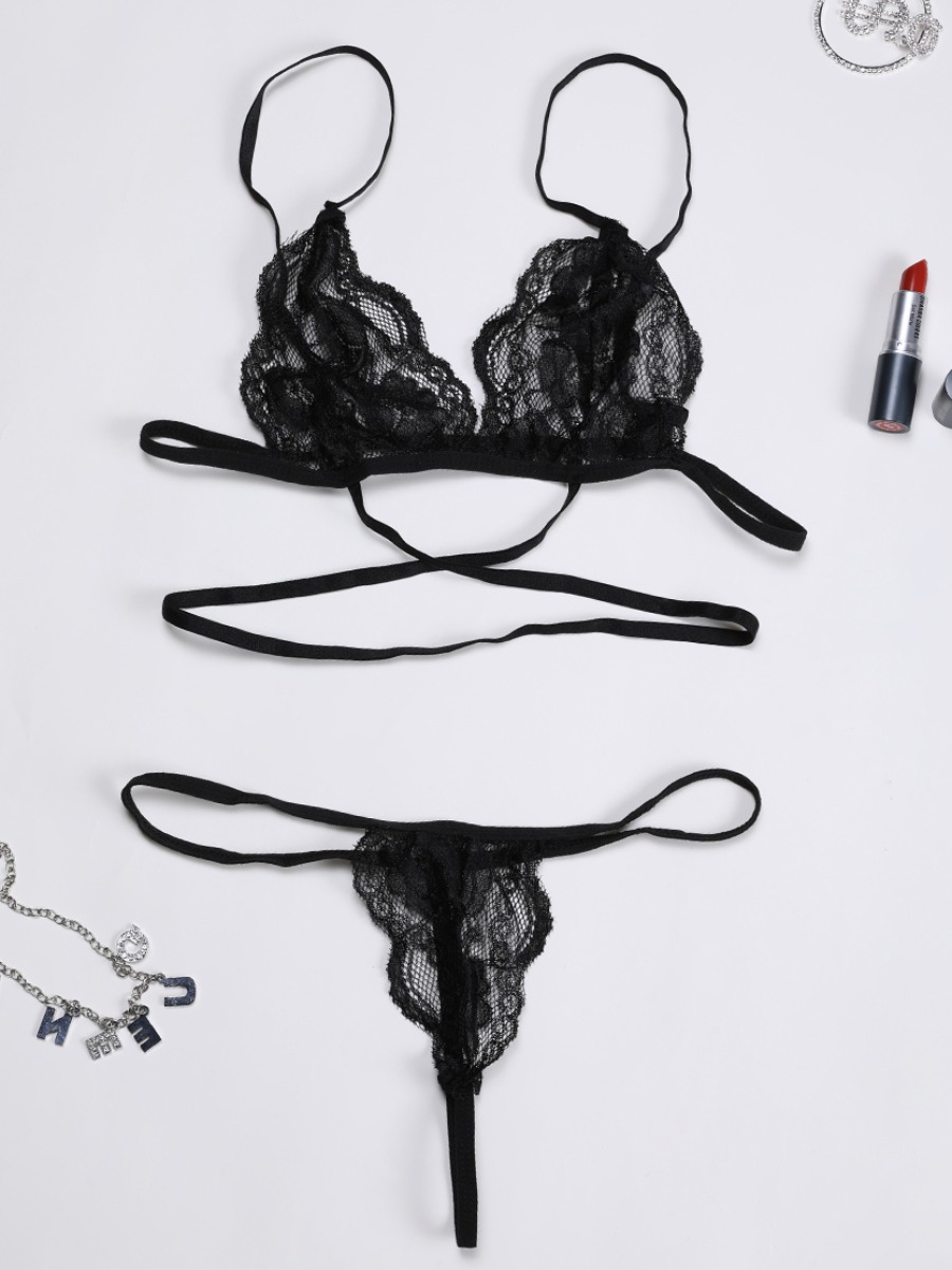 

Lovely Sexy Bandage Design Black Bra Sets