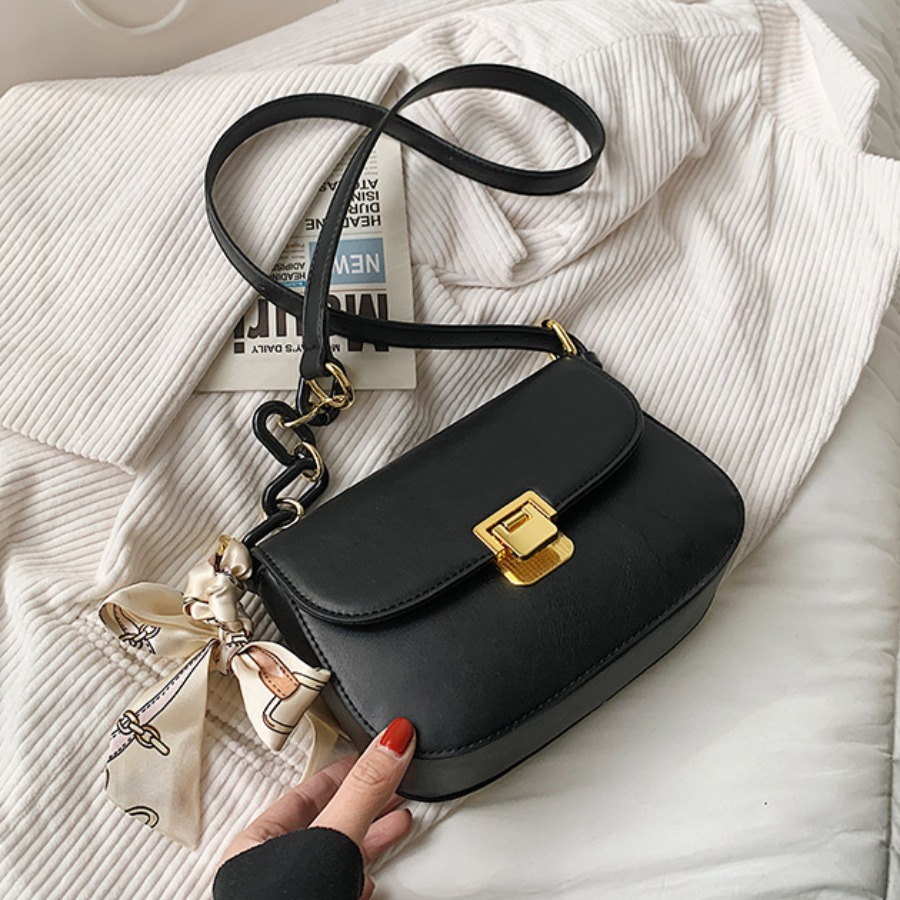 

Lovely Street Metal Accessories Decoration Black Crossbody Bag
