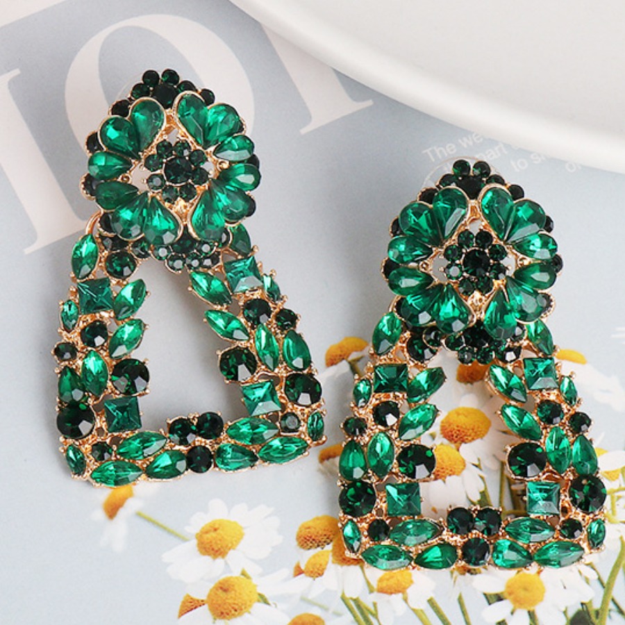 

Lovely Casual Geometric Green Earring