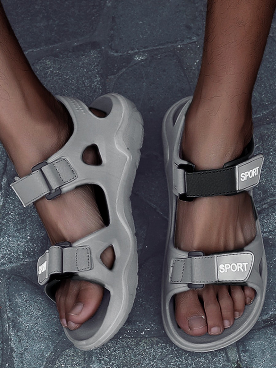 

Lovely Street Buckle Design Grey Flats