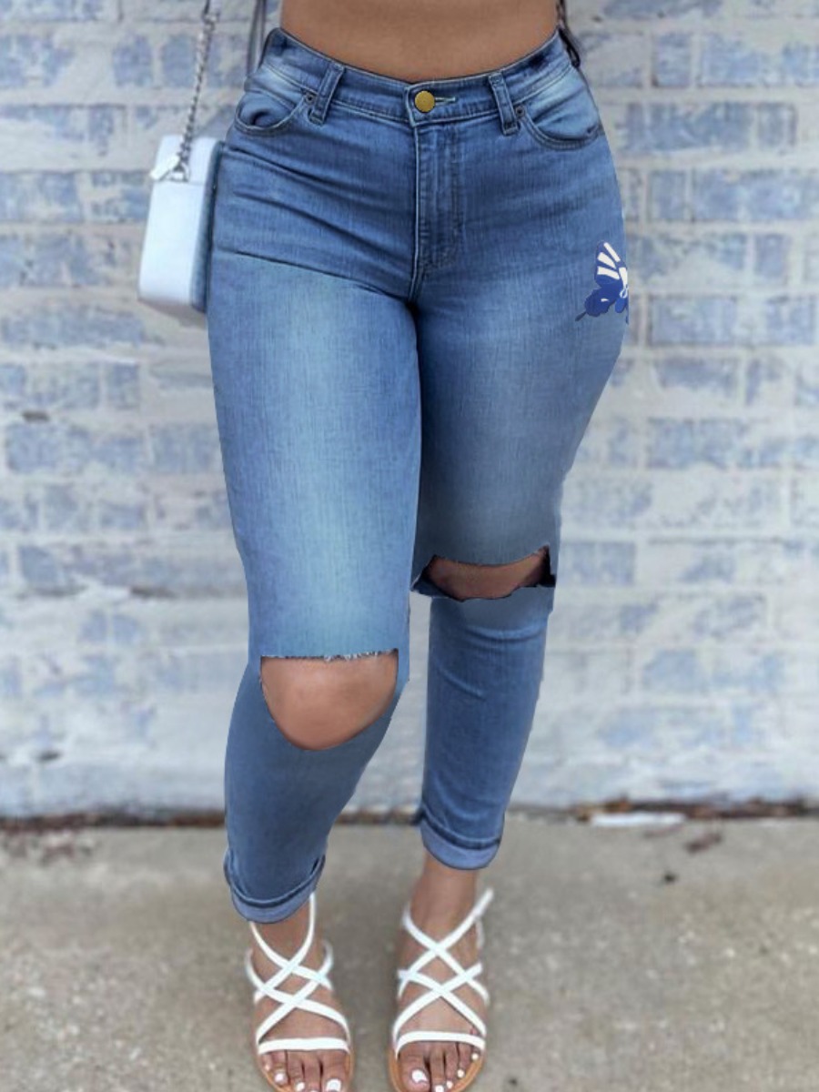 

Lovely Plus Size Casual High-waisted Ripped Blue Jeans