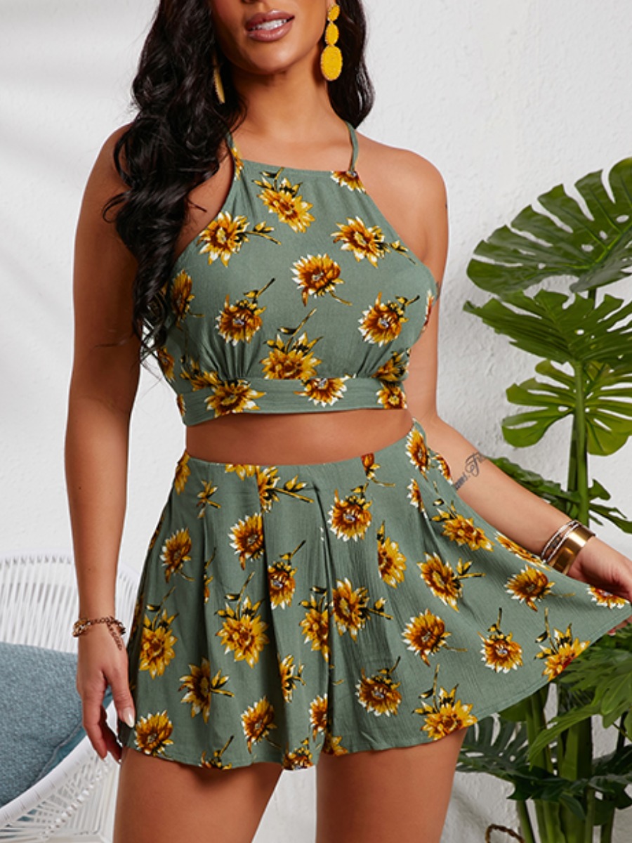 

Lovely Casual Backless Floral Print Green Two Piece Shorts Set