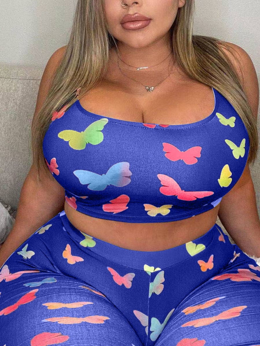 

Lovely Plus Size Casual U Neck Butterfly Print Blue Two-piece Shorts Set