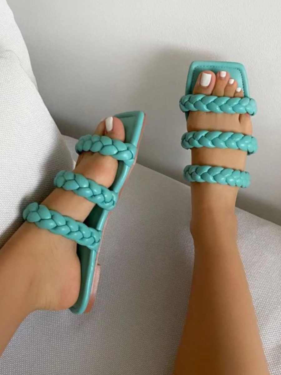 

Lovely Casual Woven Blue Slippers