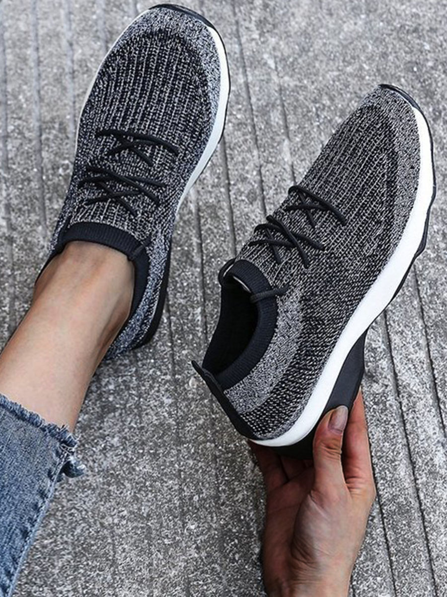

Lovely Sporty Lace-up Black Sneakers