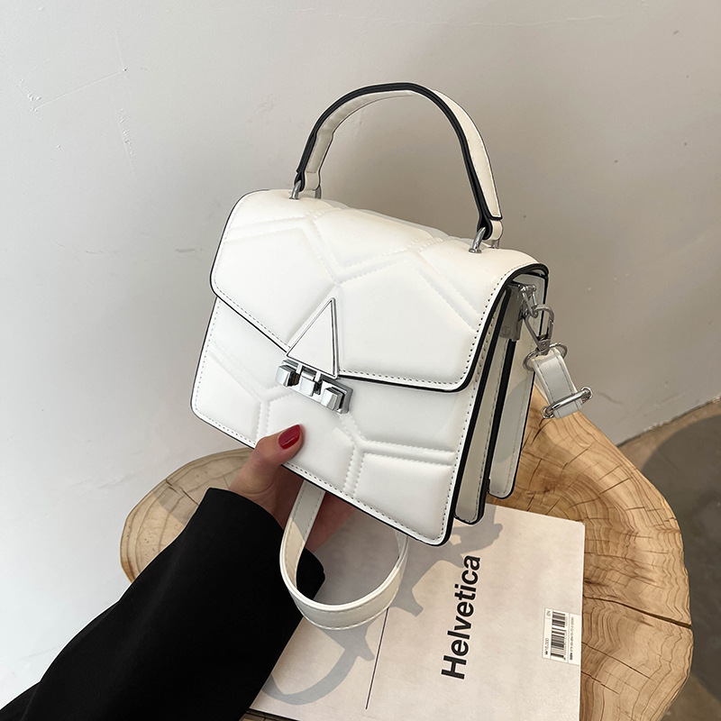 

LW Street Metal Accessories Decoration White Crossbody Bags