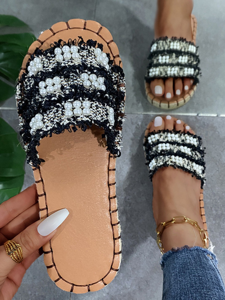 

Lovely Street Pearl Decoration Black Slippers