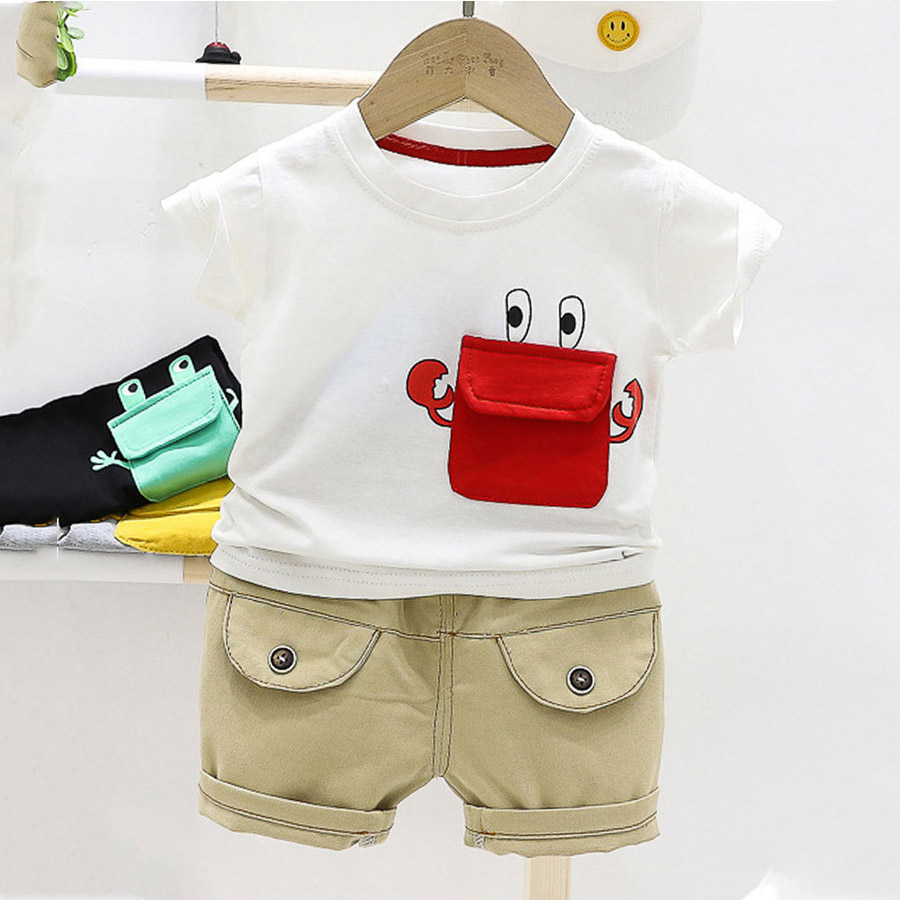 

Lovely Boy Casual Cartoon Pocket Design White Two Piece Shorts Set