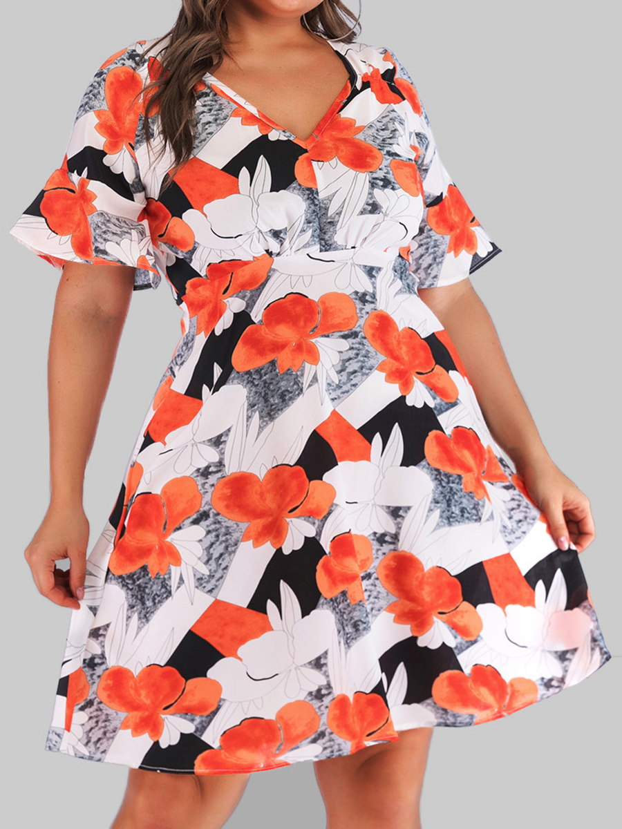 

Lovely Plus Size Boho V Neck Floral Print Croci Knee Length Dress