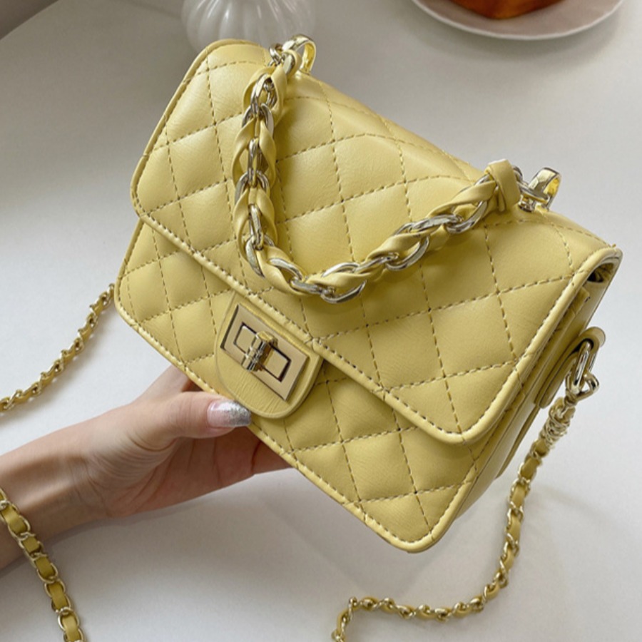 

Lovely Casual Chain Strap Yellow Crossbody Bag