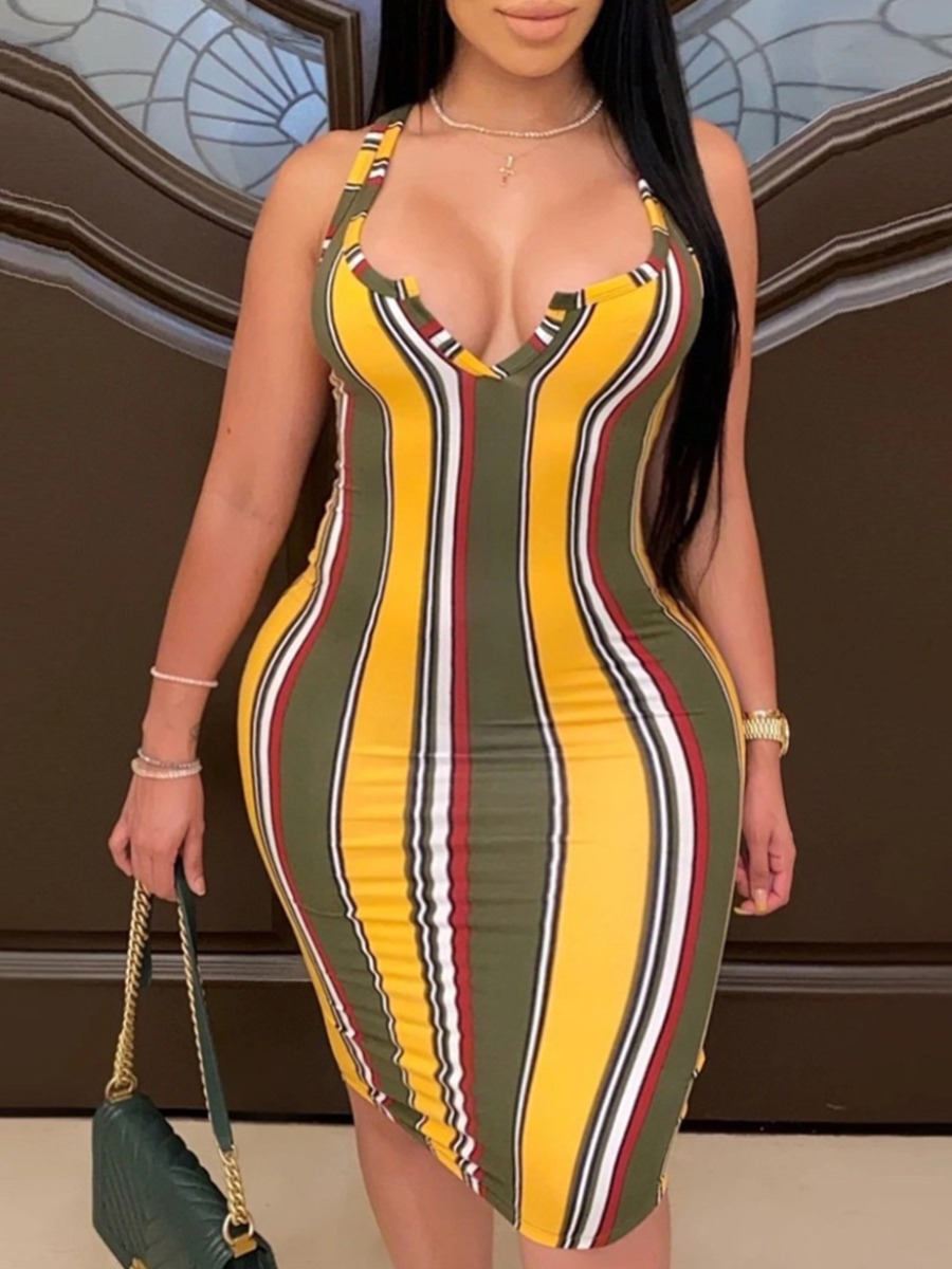 

Lovely Plus Size Casual V Neck Striped Green Knee Length Dress
