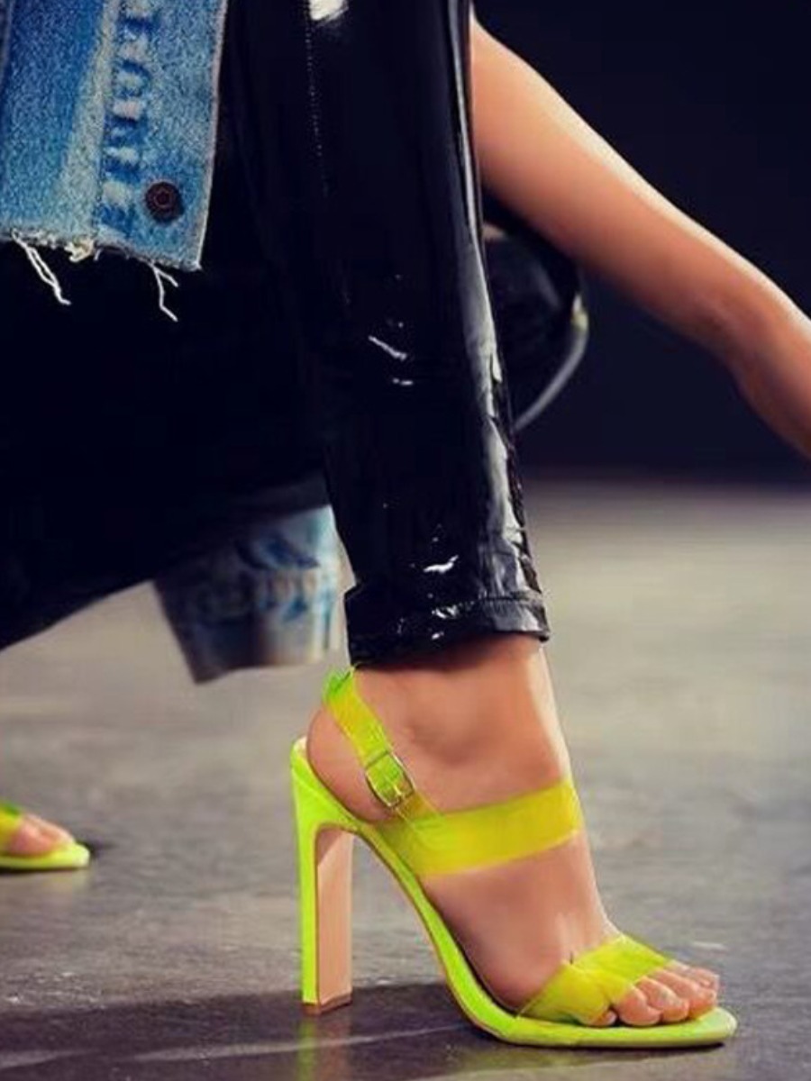 

Lovely Sexy Buckle Design Yellow Pumps