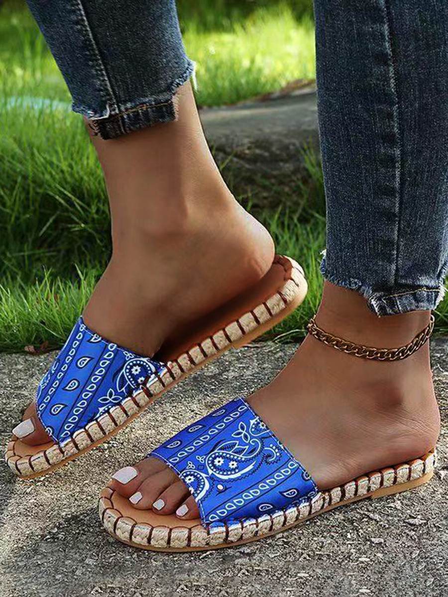 

LW Casual Cashew Print Blue Slippers