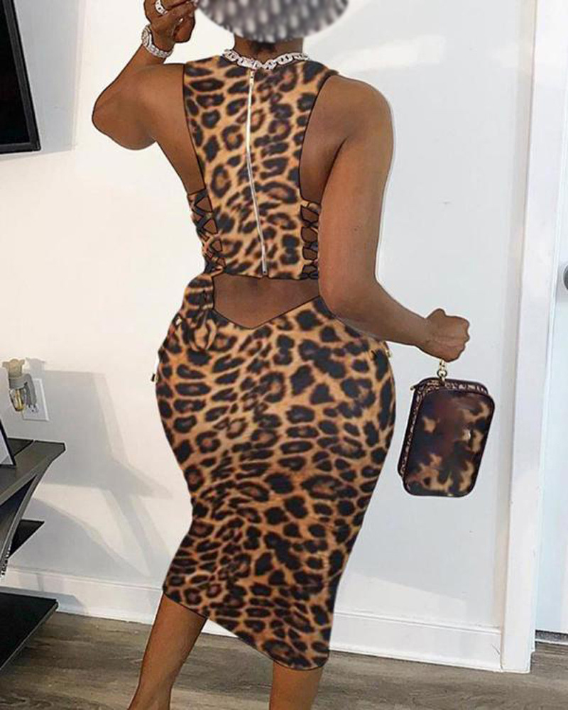 

Lovely Leopard Print Hollow-out Dress