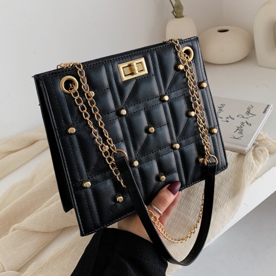 

Lovely Chain Rivet Decoration Crossbody Bag, Black