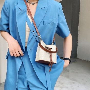 

Lovely Casual Metal Accessories Decoration White Crossbody Bag
