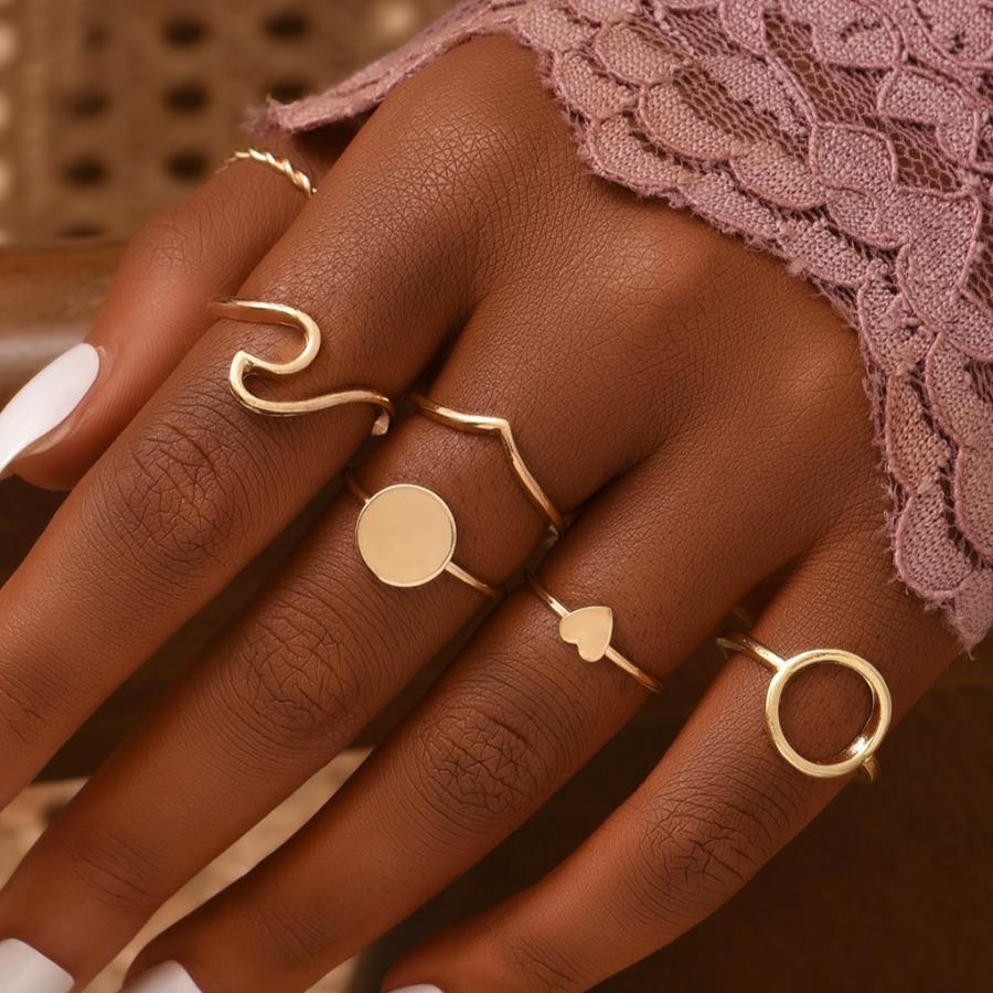 

LW Heart Hollow-out Ring Set, Gold