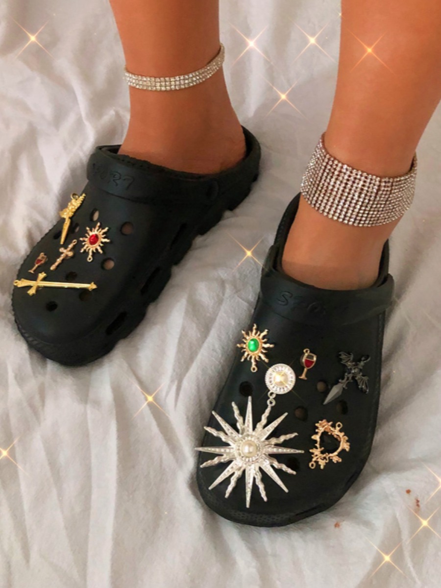 

LW Hollow-out Crystal Decoration Flats, Black