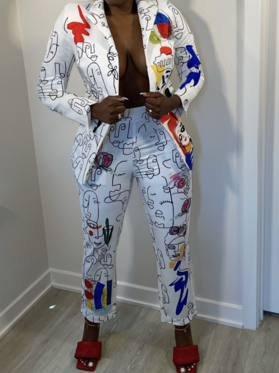 

LW Turndown Collar Graffiti Print Blazer Pant Set, White