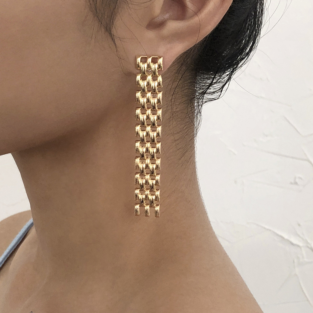 

LW Geometric Chain Earring, Gold