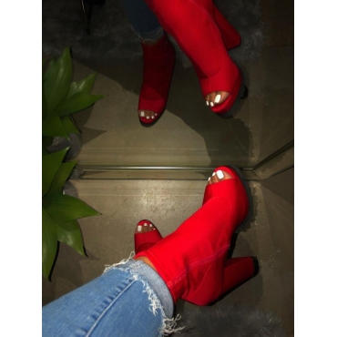 

LW Minimalist Round-toe Boots, Red