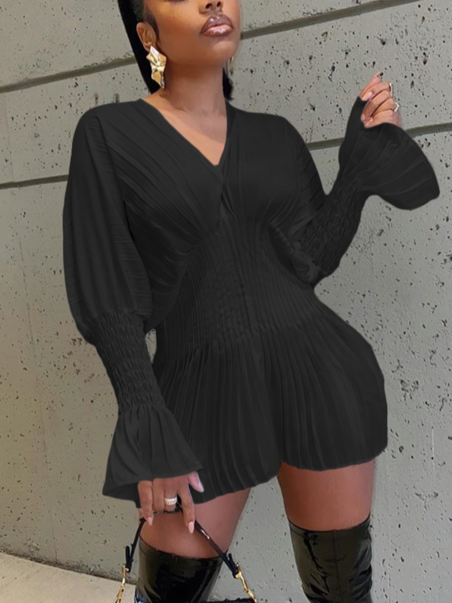 

LW V Neck Shirred Pleated Dress, Black