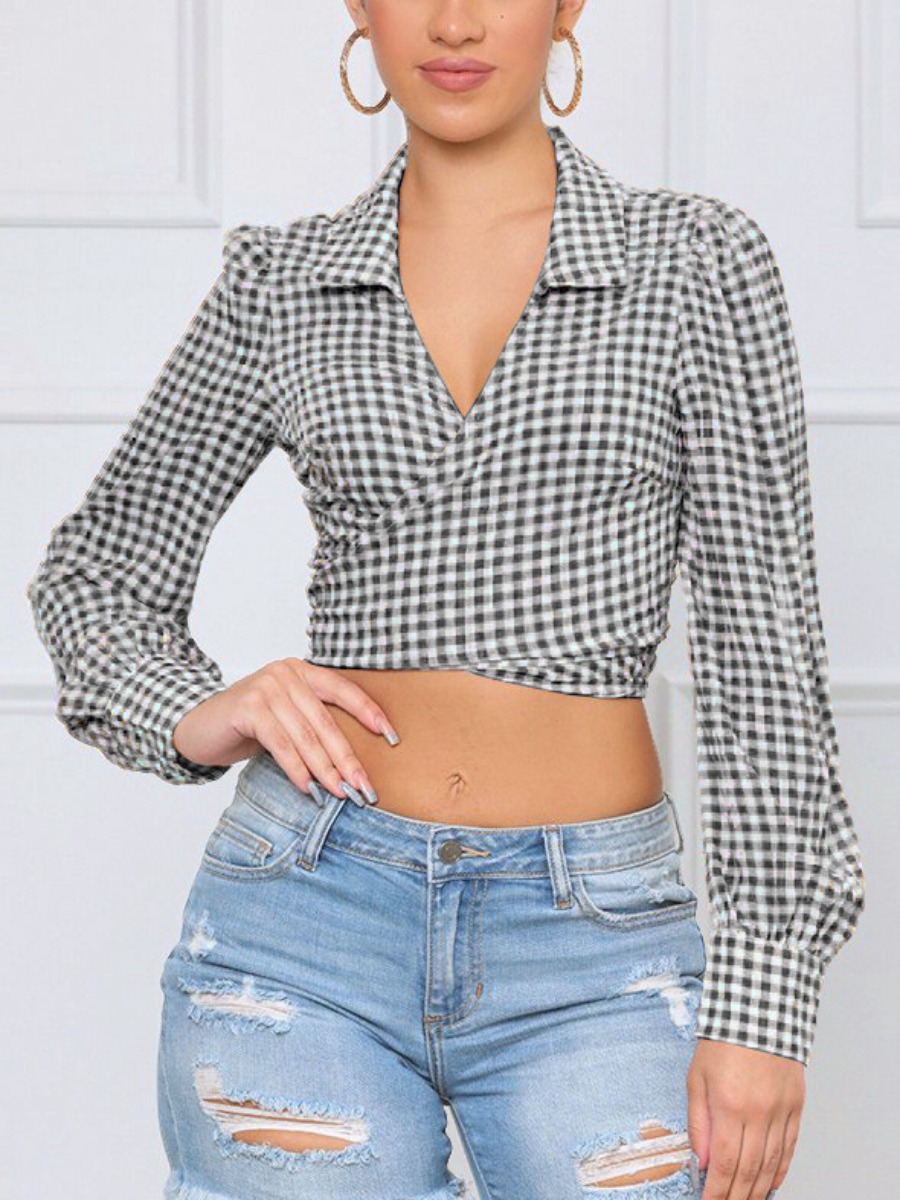 

LW Turndown Collar Plaid Print Blouse, Black