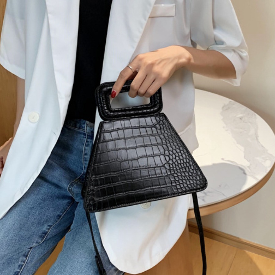 

LW Embossed Triangular Messenger Bag, Black