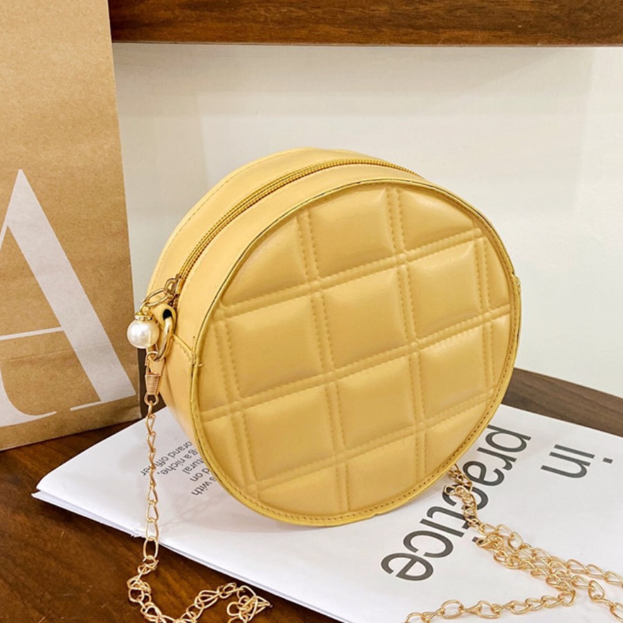 

LW Cylindrical Chain Strap Crossbody Bag, Yellow