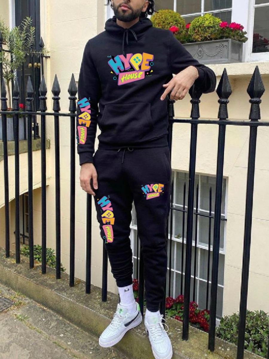 

LW Men Letter Print Kangaroo Pocket Sweatsuit Set, Black