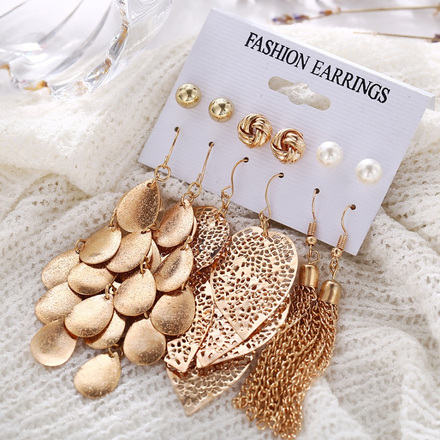 

LW Leaf-shaped Hollow-out Earring, Gold