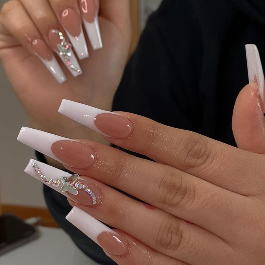 

LW 24-piece Butterfly Decoration Fake Nails, White