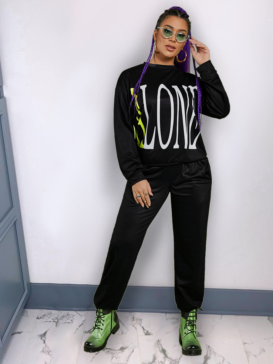 LW Letter Print Oversized Pants Set