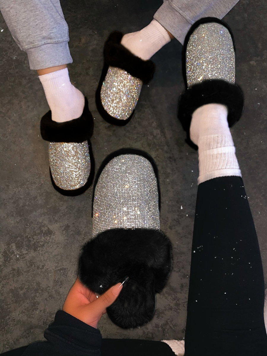 

LW Sequined Plush Patchwork Slippers, Black