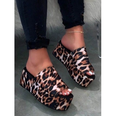 

LW Leopard Print Platform Shoes