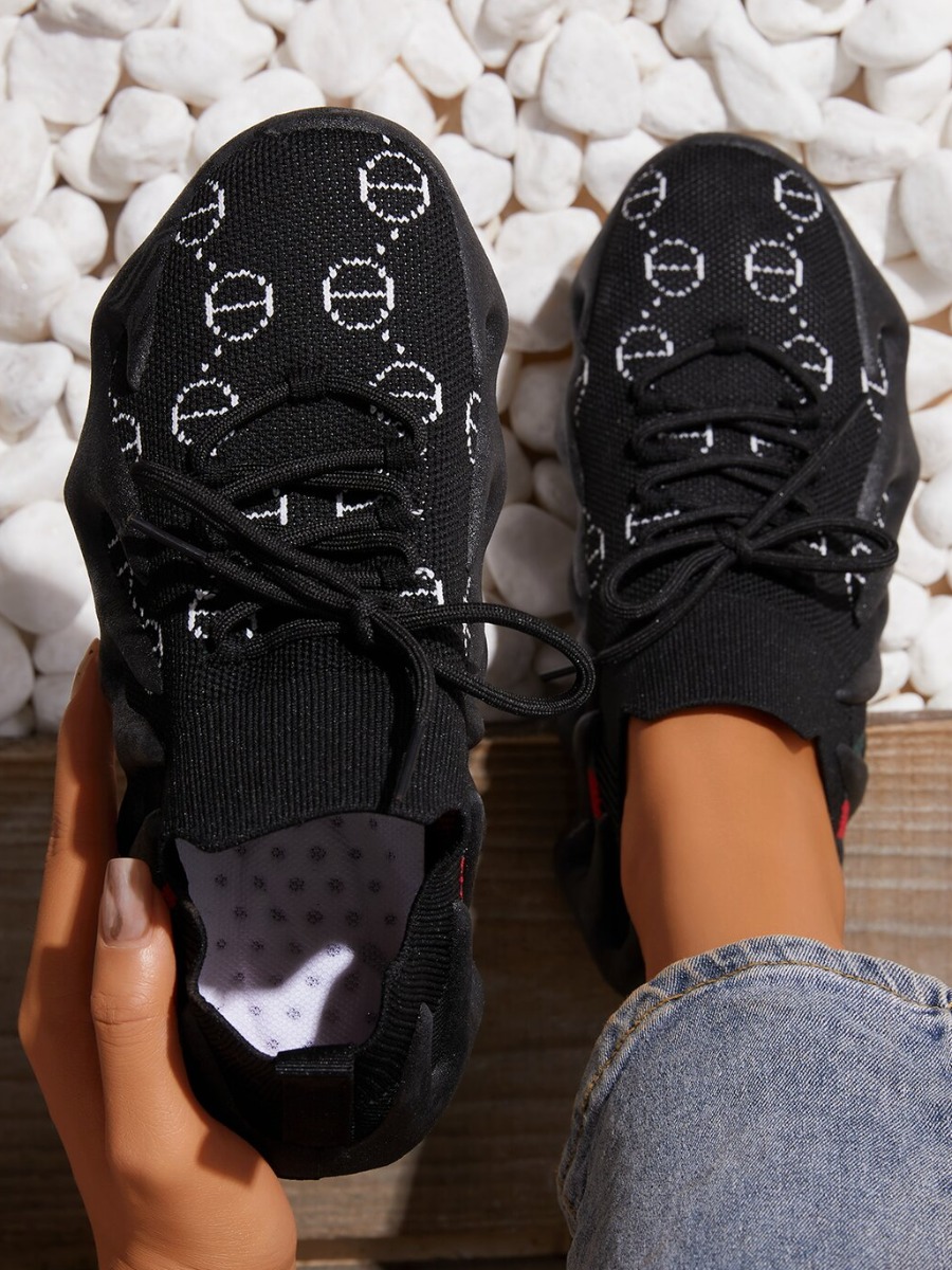 

LW Mesh Patchwork Lace Up Sport Sneakers, Black