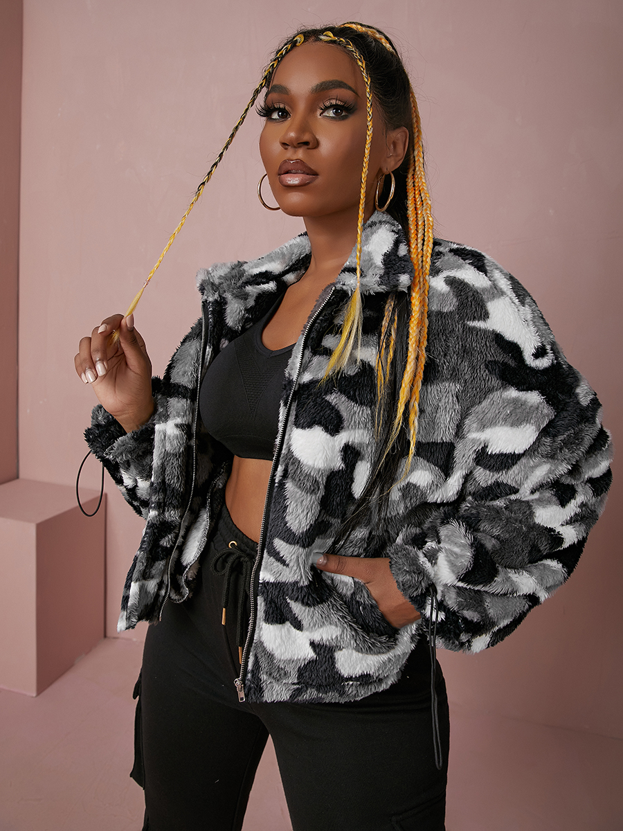 

LW Camo Print Pocket Design Teddy Coat, Gray camouflage