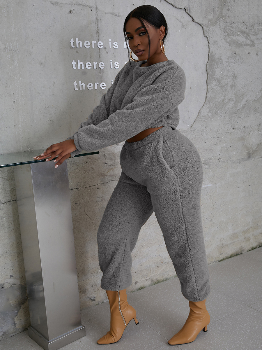 

LW Pocket Design Crop Top Teddy Pants Set, Grey
