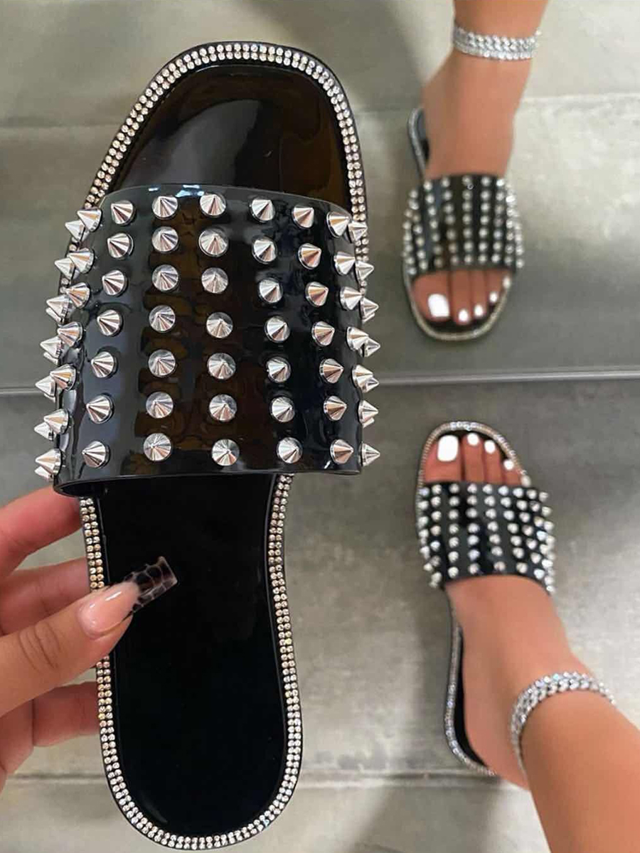 

LW Clear Rivet Decor Slippers, Black