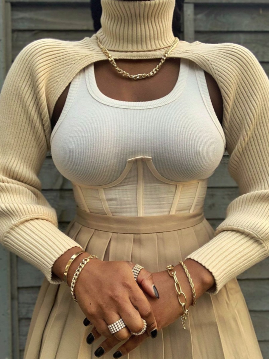 

LW Turtleneck Crop Top Sweater, White