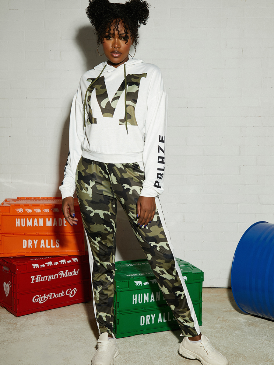 LW Letter Camo Print Striped Tracksuit Set
