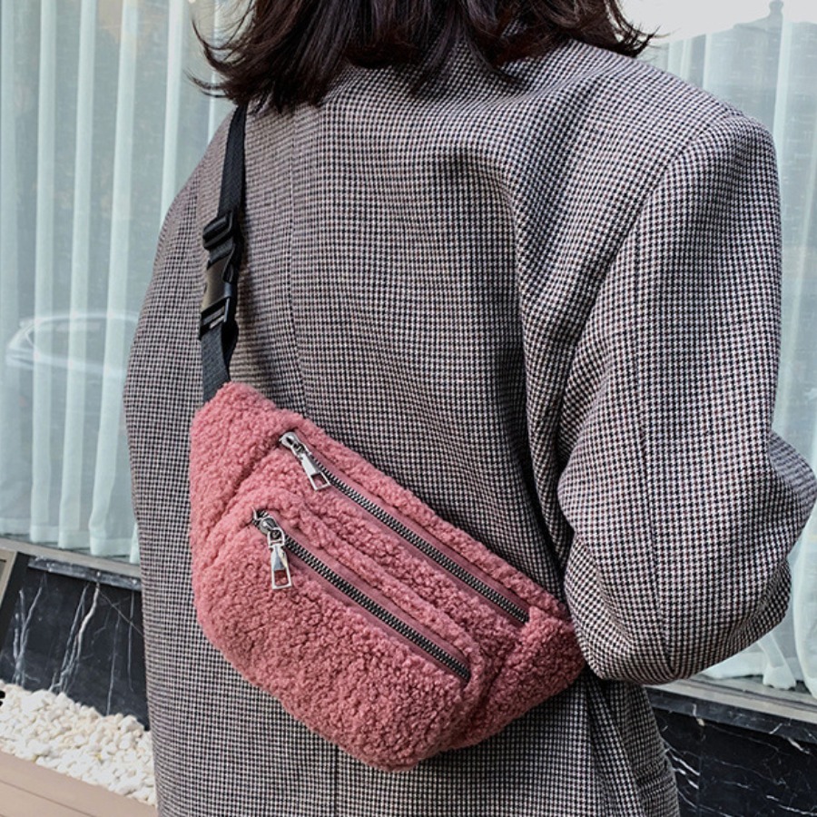 

LW Plush Solid Bum Bag, Pink