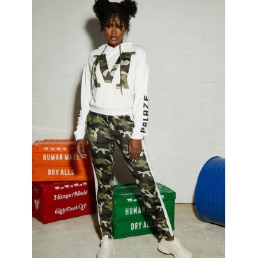 

LW Letter Camo Print Striped Tracksuit Set, White