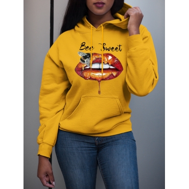

LW Letter Lip Print Hoodies, Yellow