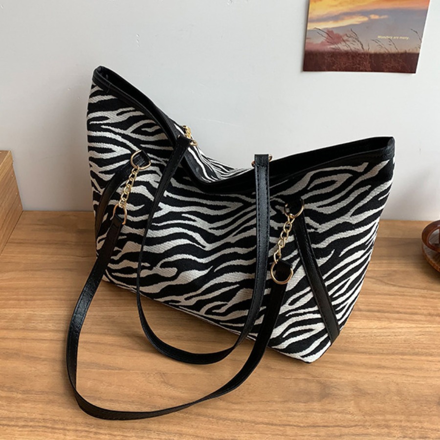 

LW Patchwork Animal Print Shoulder Bag, Zebra stripe