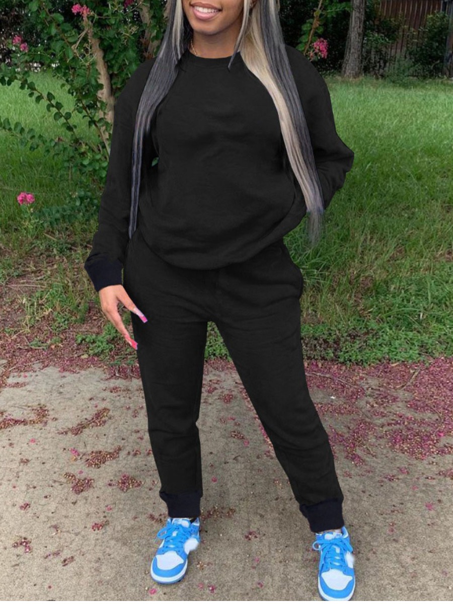 

LW Round Neck Pocket Design Tracksuit Set, Black