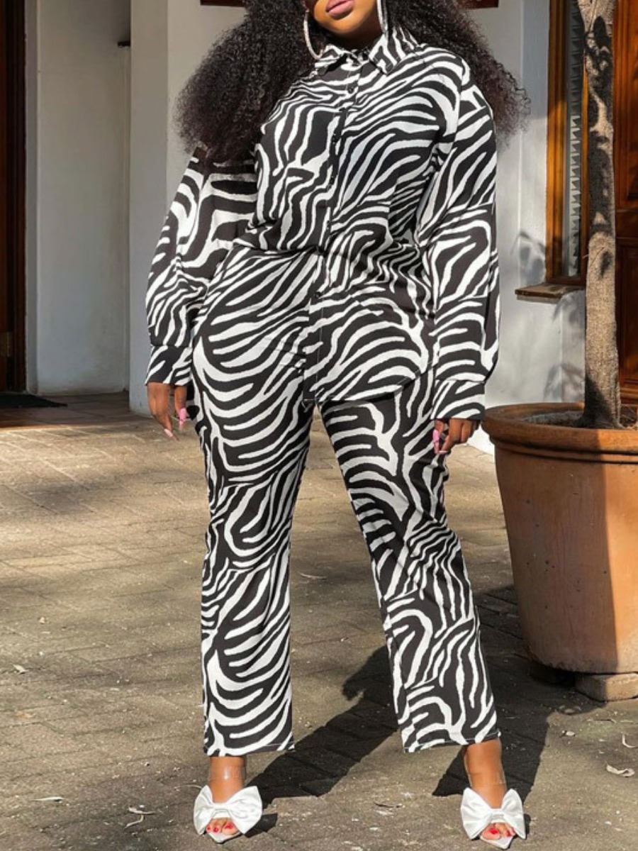

LW Turndown Collar Zebra Stripe Pants Set, Black